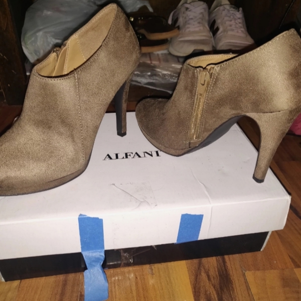 Women's ankle heels